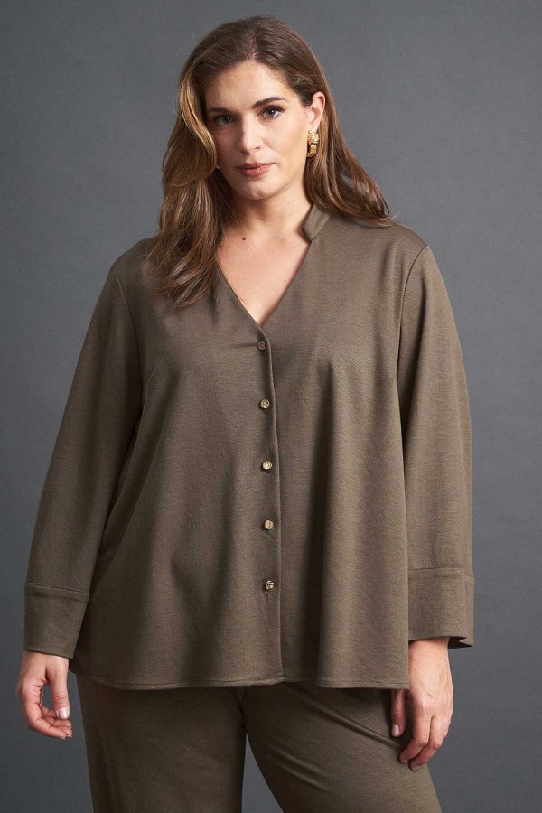ΠΟΥΚΑΜΙΣΟ PLUS SIZE